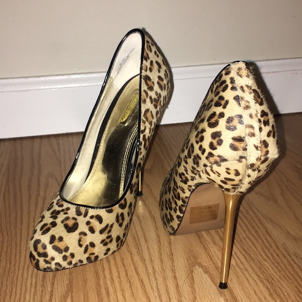 Women’s pumps